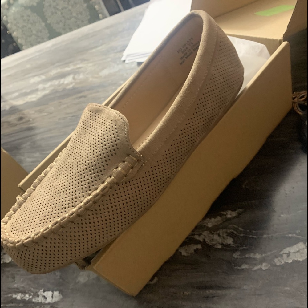 Cute women’s loafer